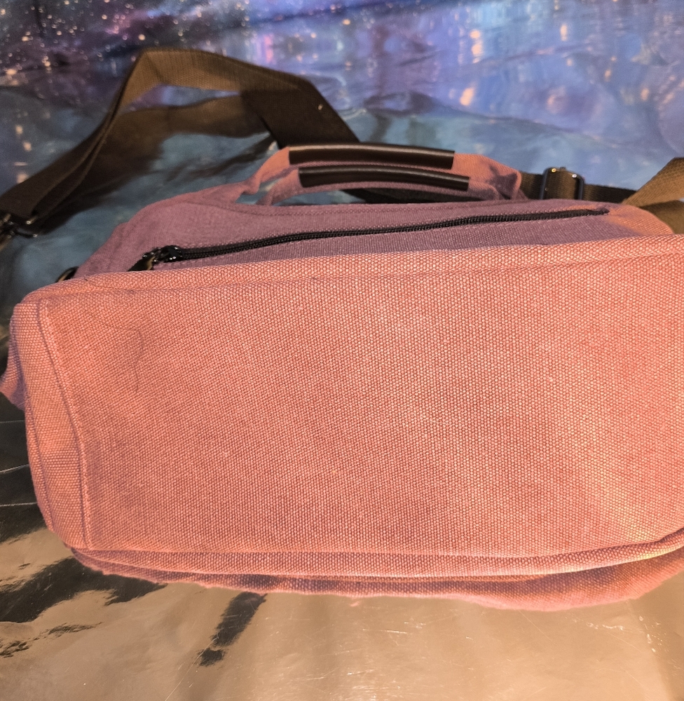 Stylish Pink Handbag - Picture 5 of 9